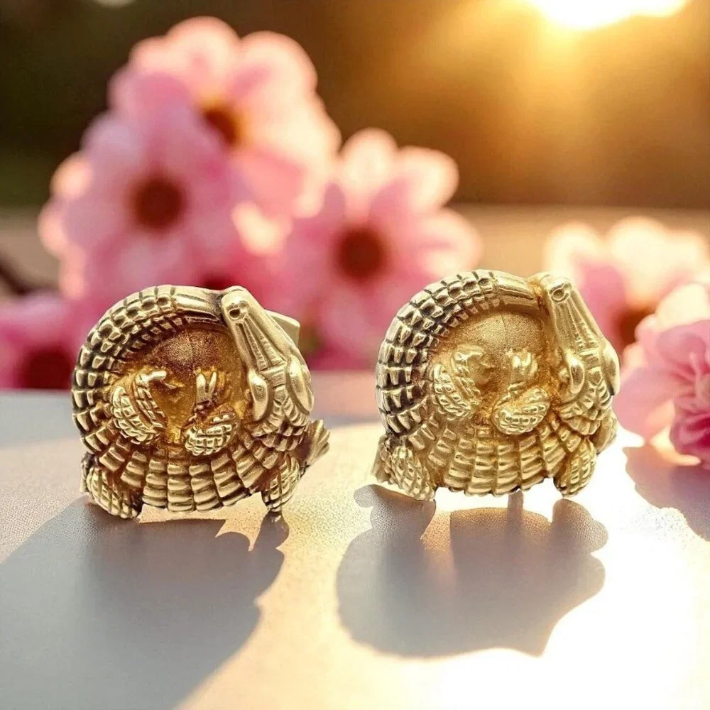 Rare! Vintage Kieselstein Cord 18k Yellow Gold Coiled Alligator Cufflinks 1980